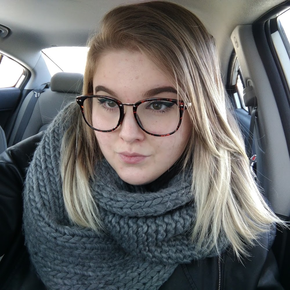 Meet your Posher, Alex